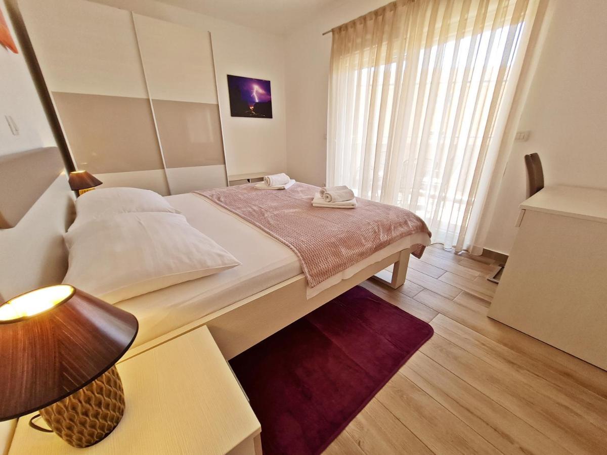 Ab Villa Podstrana Bagian luar foto
