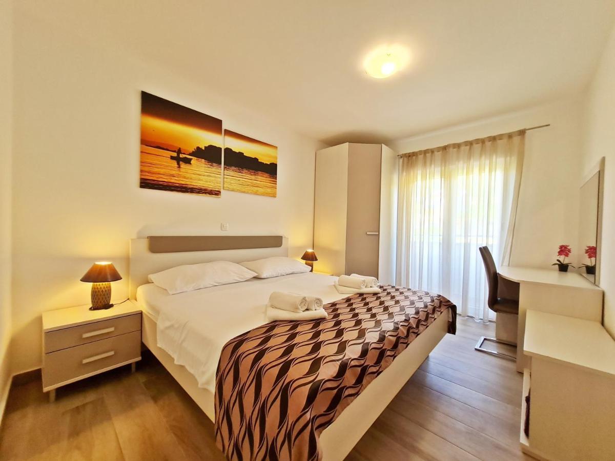 Ab Villa Podstrana Bagian luar foto