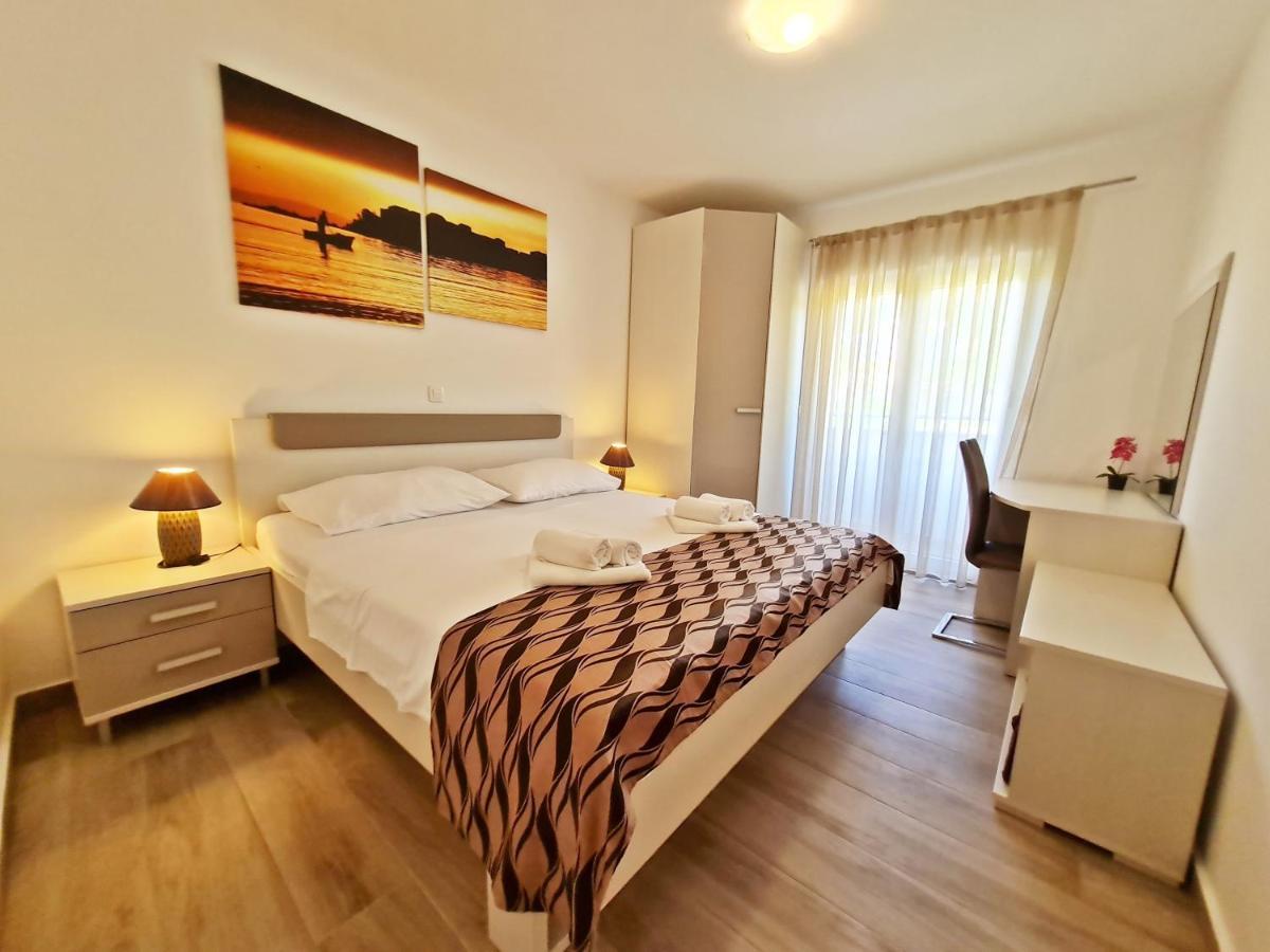 Ab Villa Podstrana Bagian luar foto